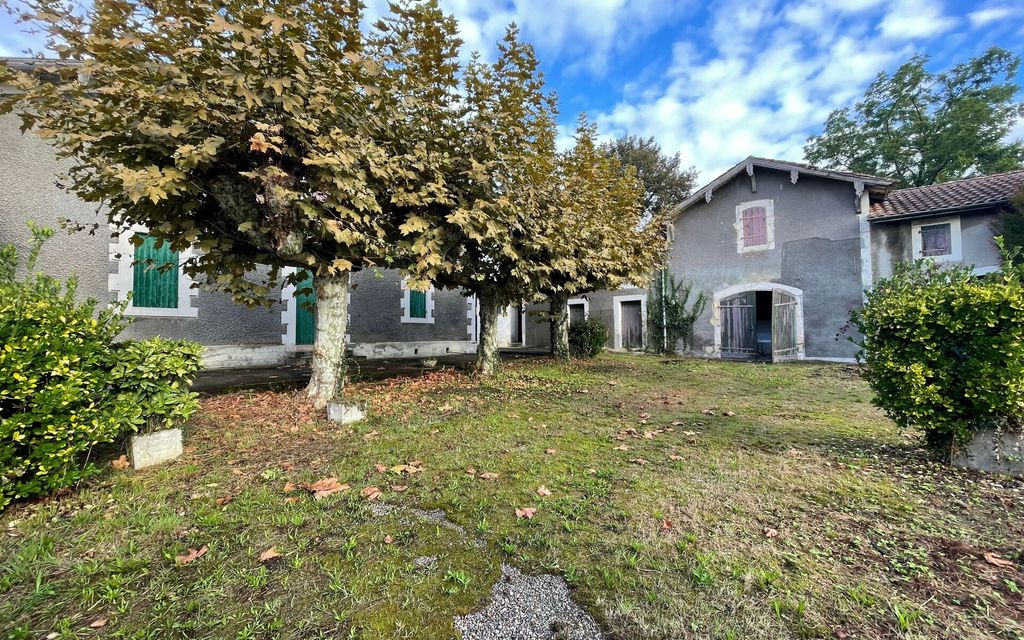 Achat maison à vendre 6 chambres 190 m² - Saint-Geours-d'Auribat