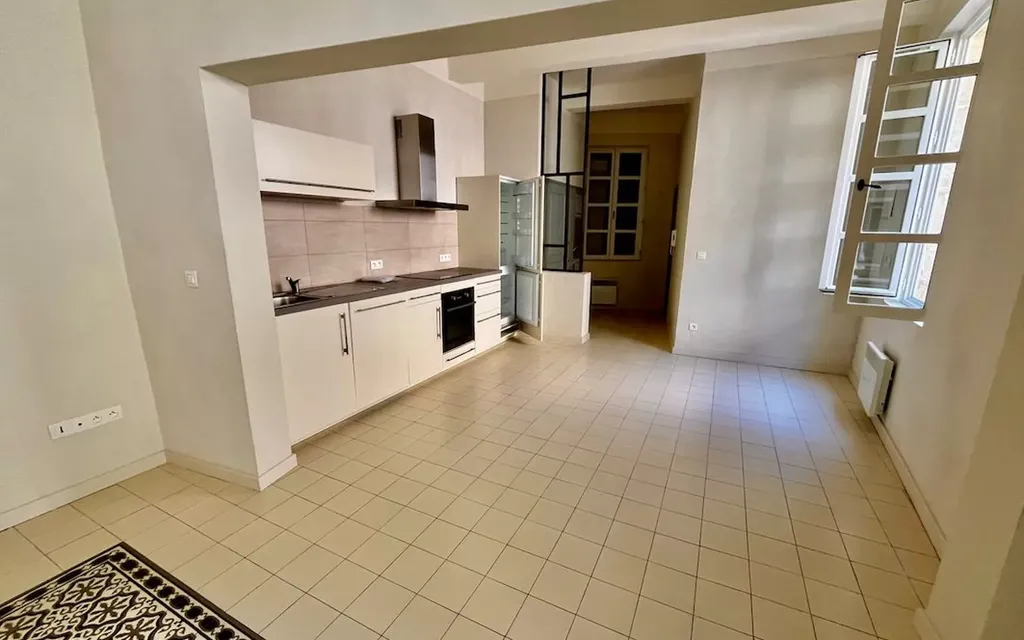 Achat appartement à vendre 2 pièces 51 m² - Uzès