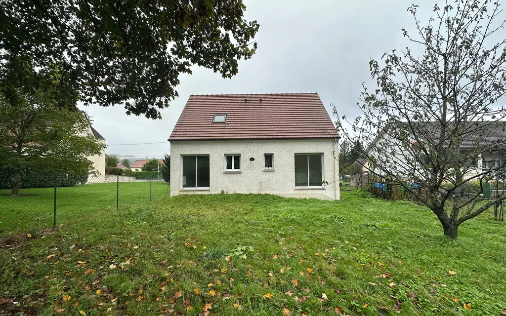 Achat maison à vendre 5 chambres 101 m² - Mézy-Moulins