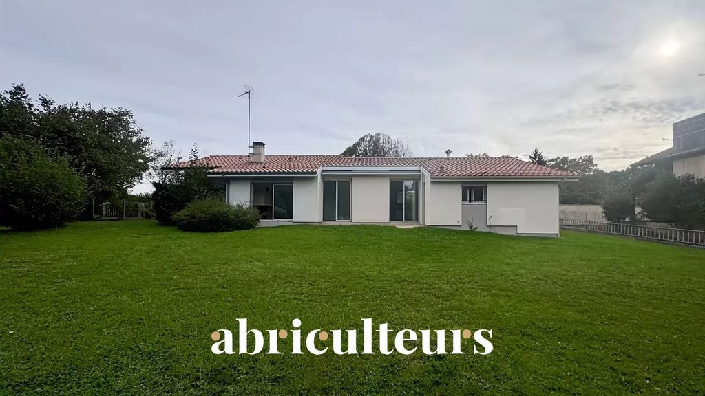 Achat maison à vendre 2 chambres 84 m² - Dax