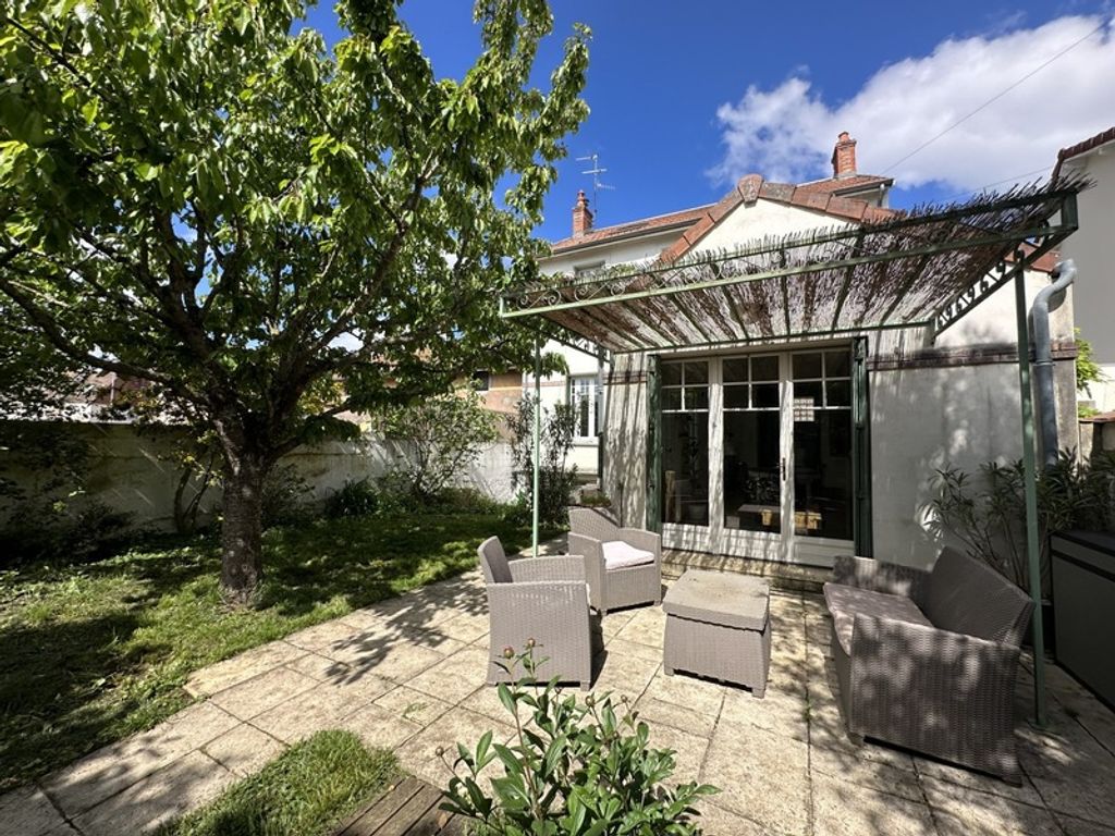 Achat maison à vendre 3 chambres 120 m² - Dijon