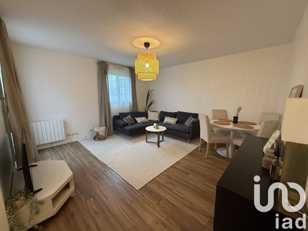 Achat appartement à vendre 2 pièces 50 m² - Moissy-Cramayel