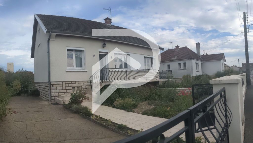 Achat maison à vendre 5 chambres 129 m² - Gueugnon