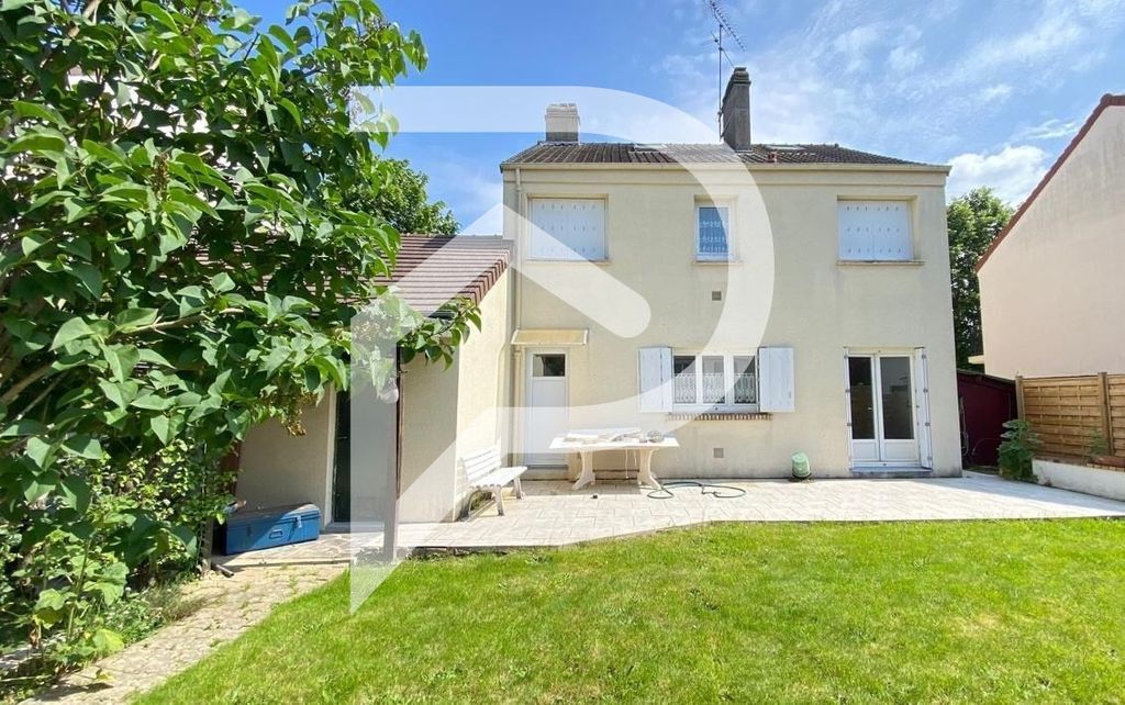 Achat maison à vendre 4 chambres 125 m² - Maurepas