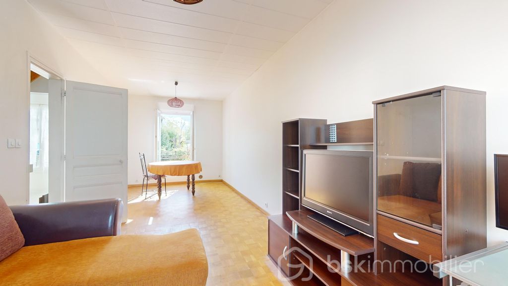 Achat maison à vendre 3 chambres 88 m² - Maisons-Alfort