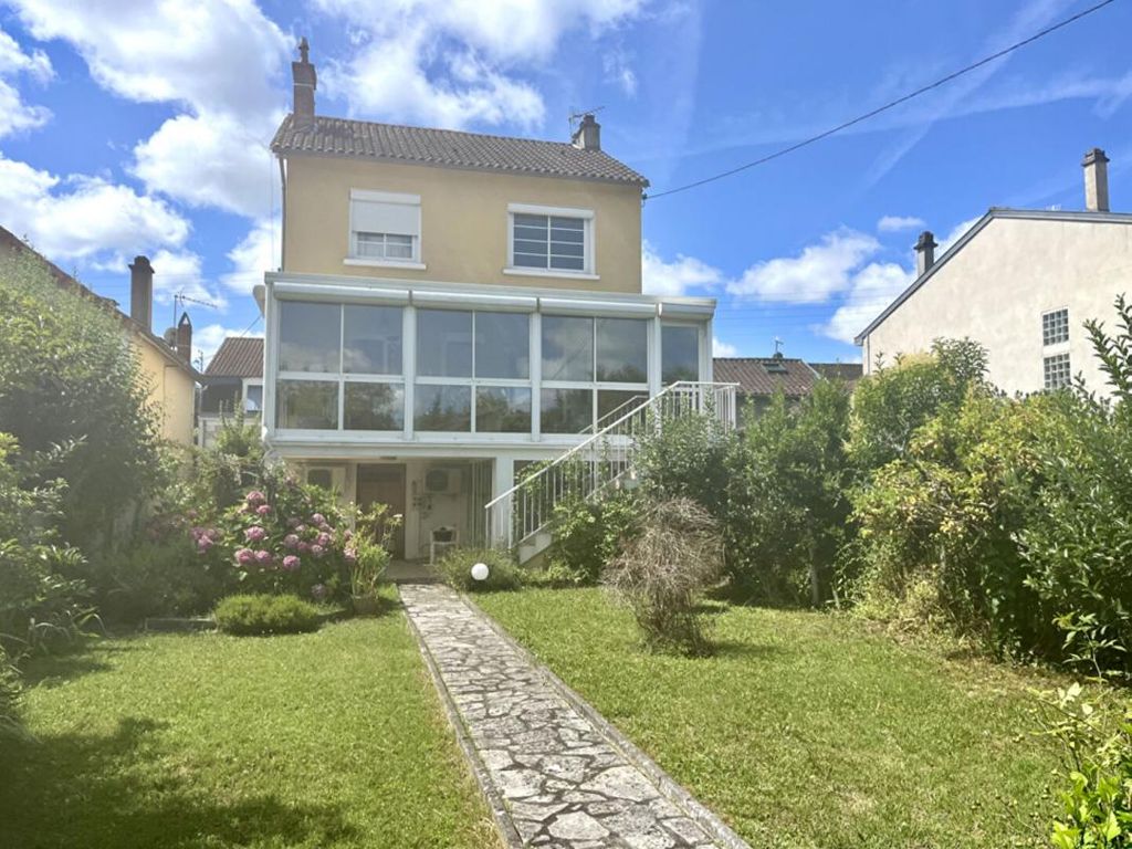 Achat maison à vendre 5 chambres 161 m² - Périgueux