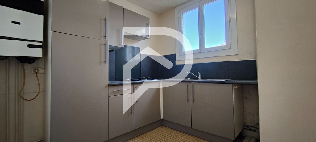 Achat appartement à vendre 2 pièces 53 m² - Tarbes