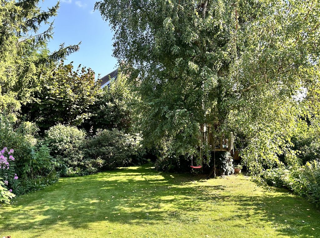 Achat maison à vendre 4 chambres 130 m² - Villeneuve-d'Ascq