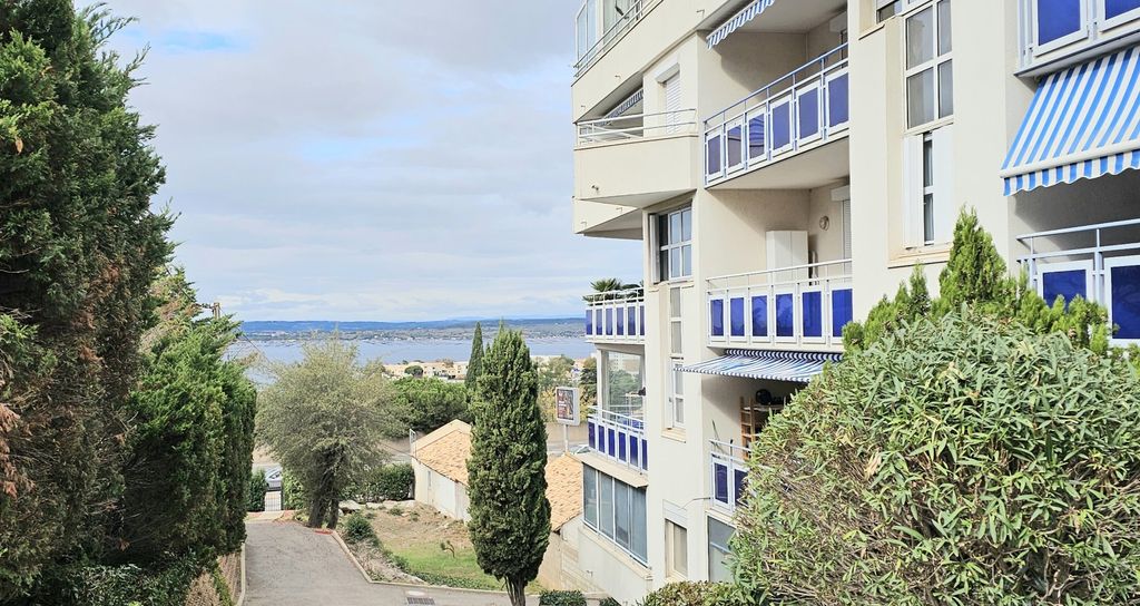 Achat appartement à vendre 4 pièces 108 m² - Sète