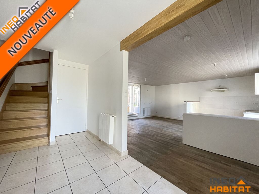 Achat maison à vendre 2 chambres 79 m² - Irodouër