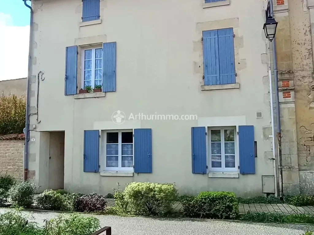 Achat appartement à vendre 3 pièces 250 m² - Aulnay