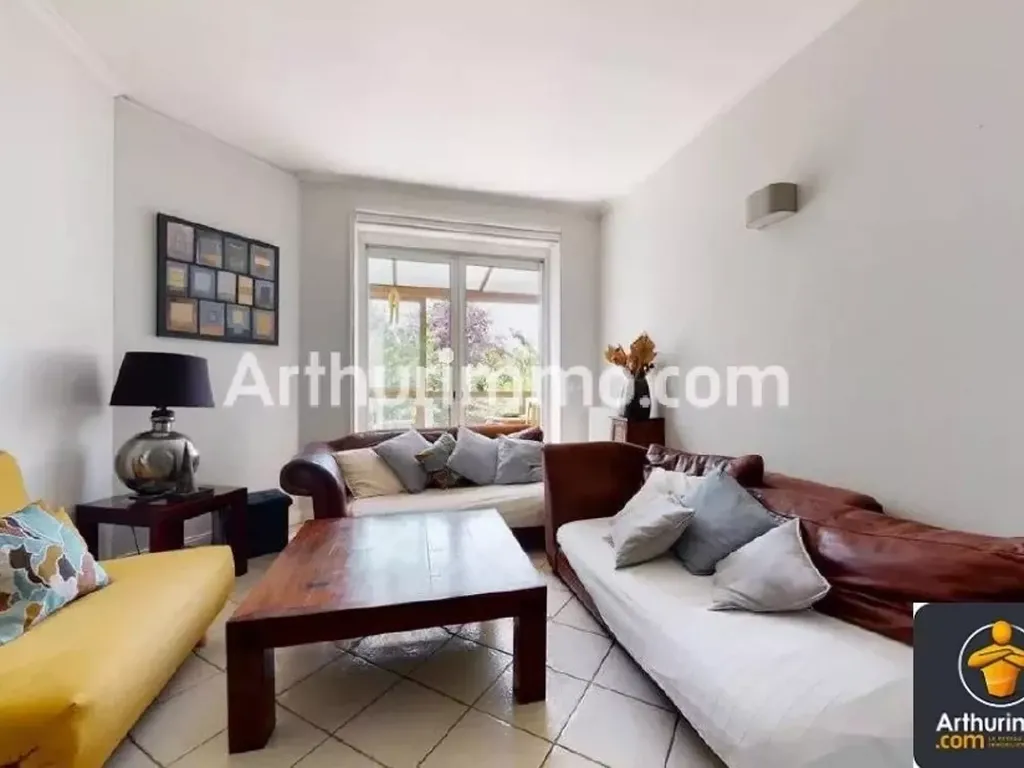 Achat maison à vendre 3 chambres 180 m² - Les Pavillons-sous-Bois