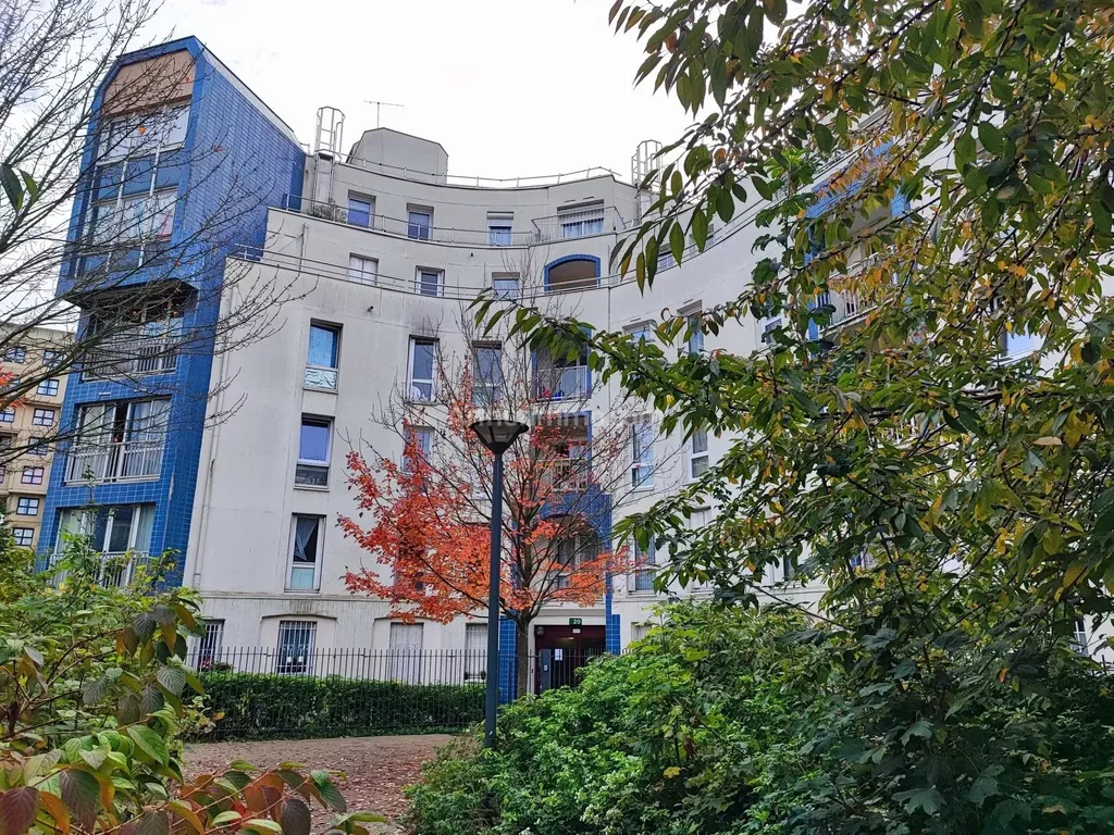 Achat appartement à vendre 2 pièces 48 m² - Noisy-le-Grand