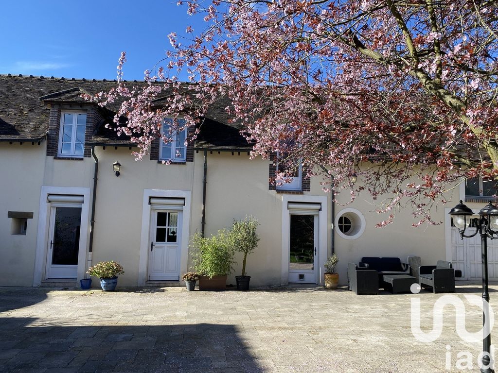 Achat maison à vendre 4 chambres 246 m² - Saint-Fargeau-Ponthierry