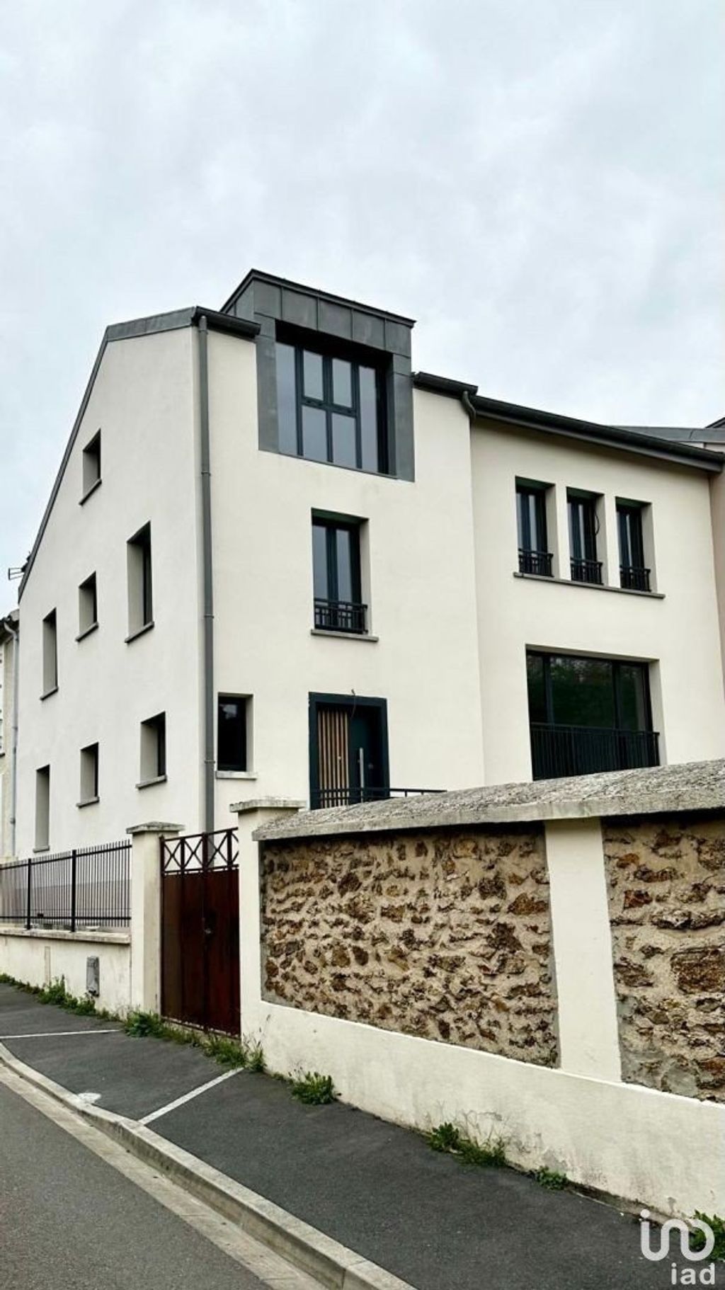 Achat maison à vendre 5 chambres 237 m² - Nogent-sur-Marne