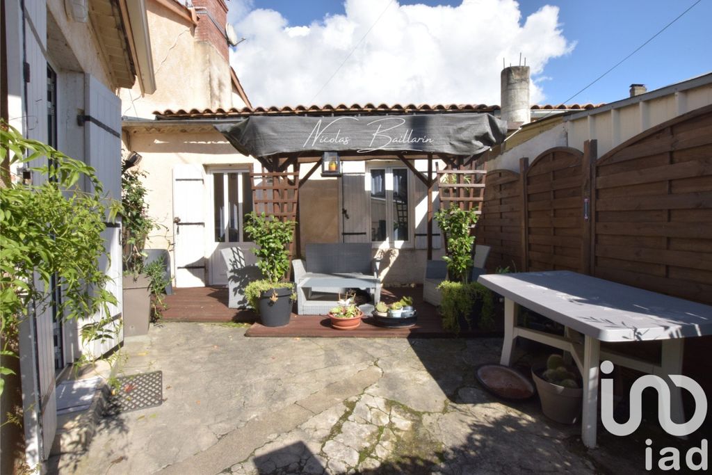 Achat maison à vendre 2 chambres 91 m² - Landiras