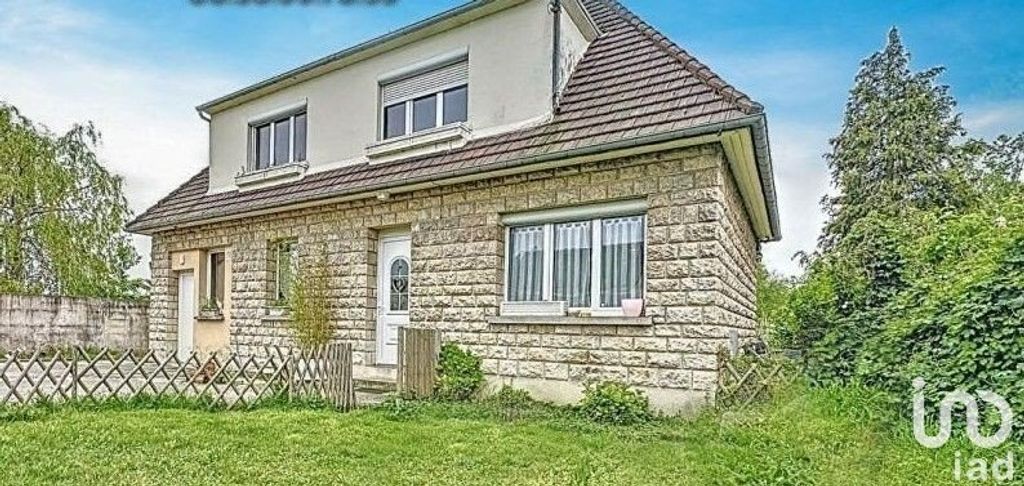 Achat maison à vendre 5 chambres 152 m² - Pont-Sainte-Maxence