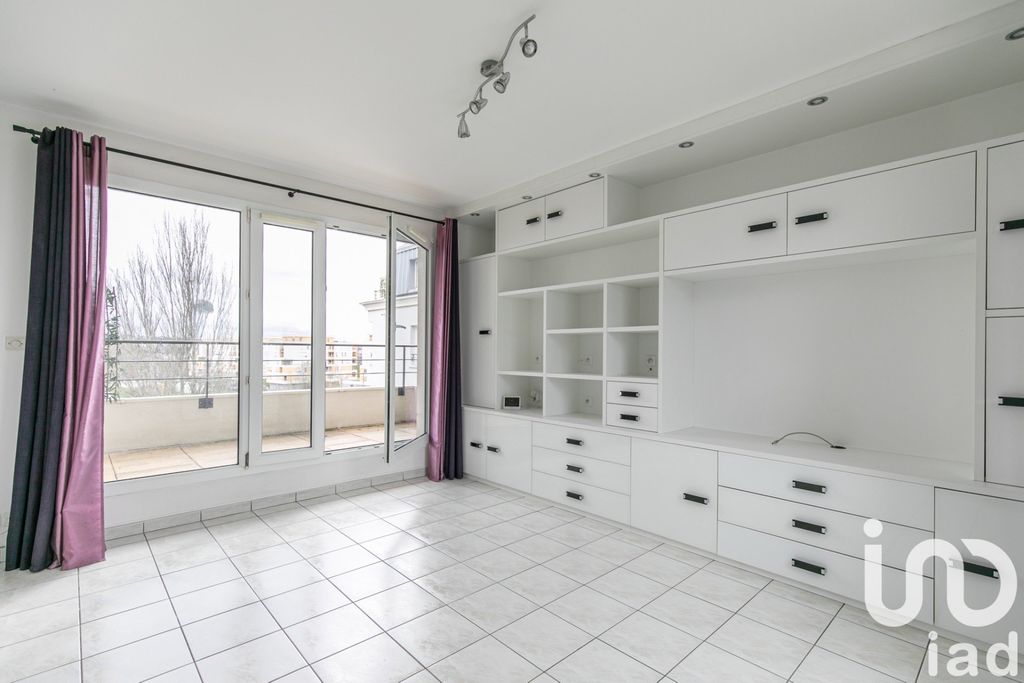 Achat appartement à vendre 2 pièces 52 m² - Neuilly-Plaisance