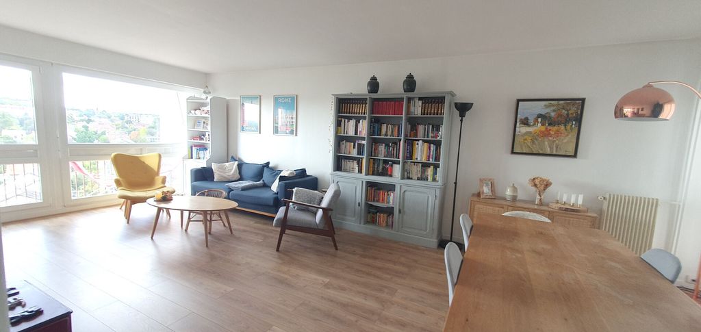 Achat appartement à vendre 4 pièces 82 m² - Bourg-la-Reine