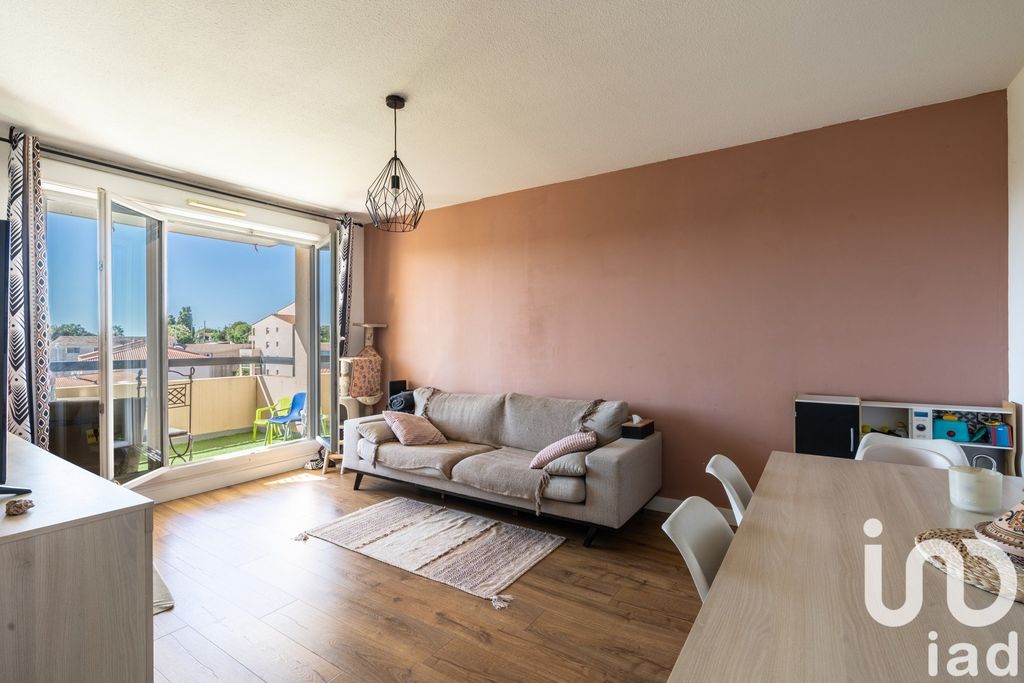 Achat appartement à vendre 3 pièces 58 m² - Grasse