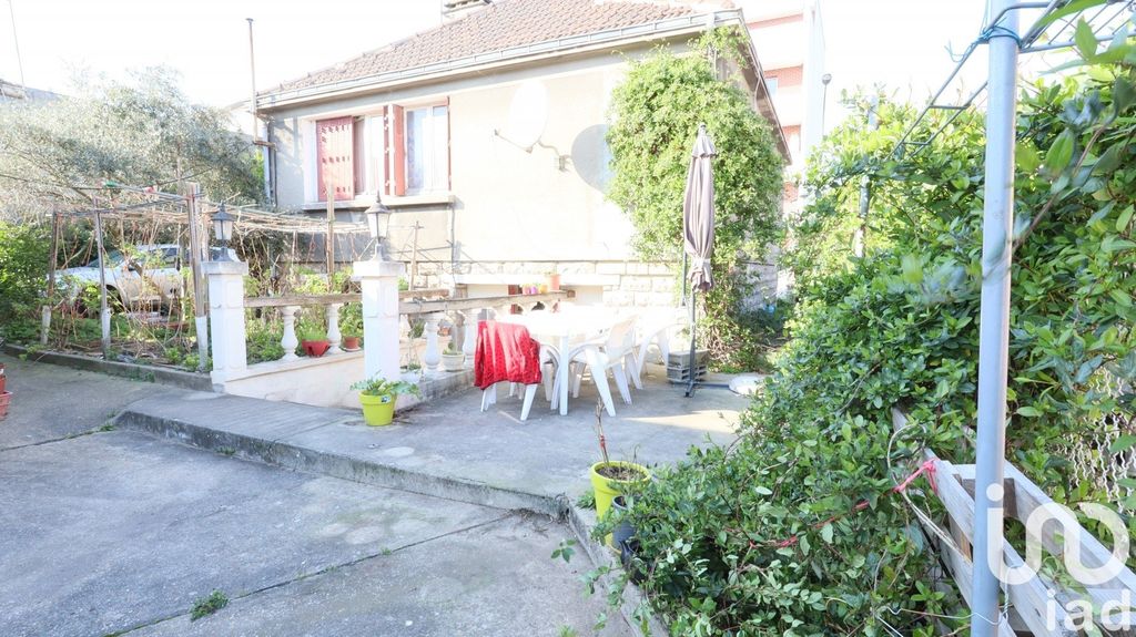 Achat maison à vendre 3 chambres 306 m² - Vitry-sur-Seine