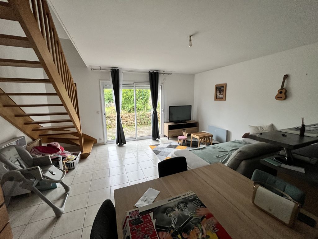 Achat maison à vendre 2 chambres 67 m² - Elven