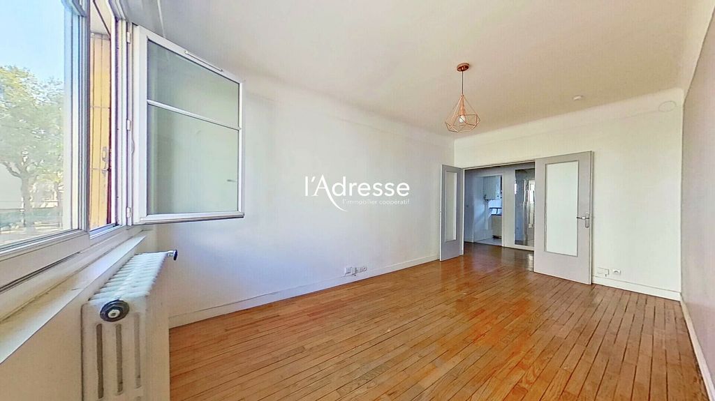 Achat appartement à vendre 2 pièces 54 m² - Issy-les-Moulineaux