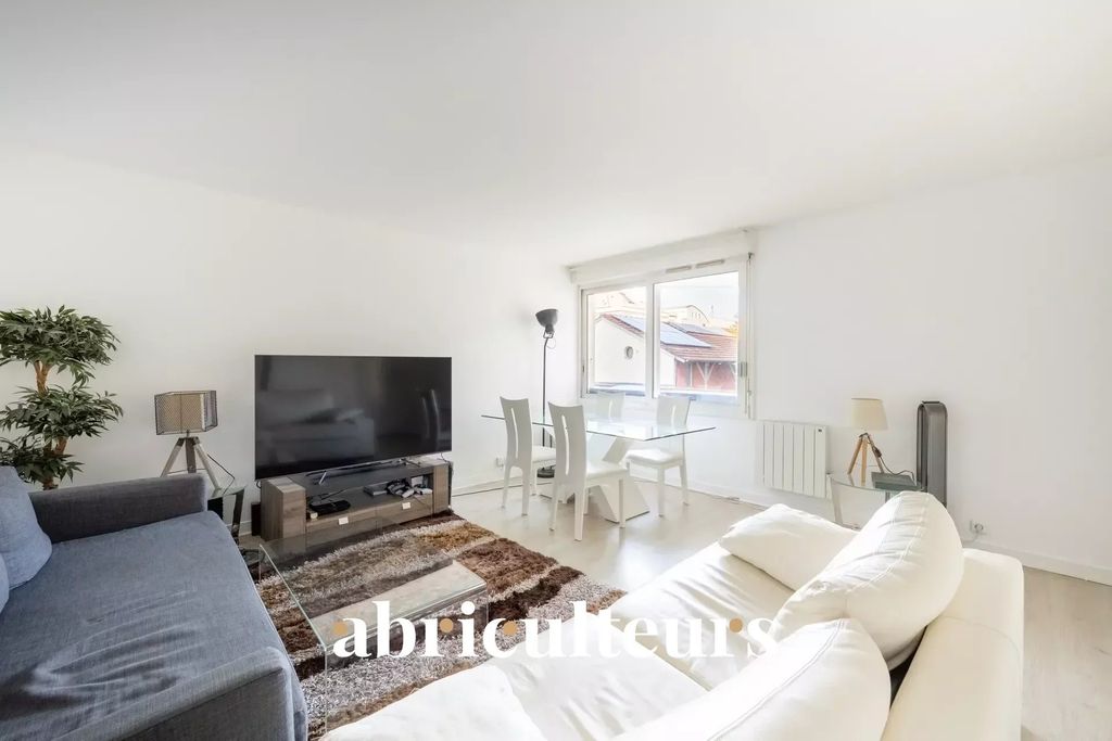 Achat appartement à vendre 2 pièces 55 m² - Courbevoie