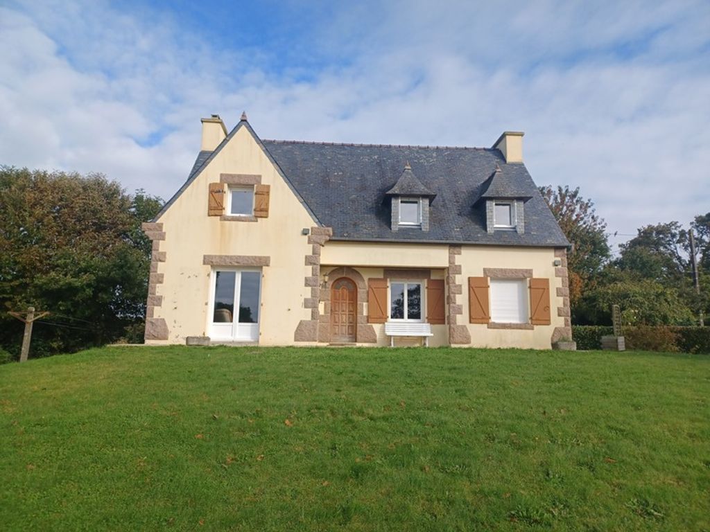 Achat maison à vendre 4 chambres 152 m² - Cléden-Poher