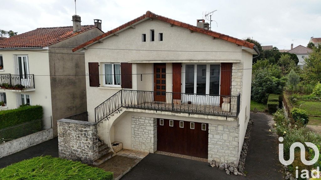 Achat maison à vendre 3 chambres 99 m² - Soyaux