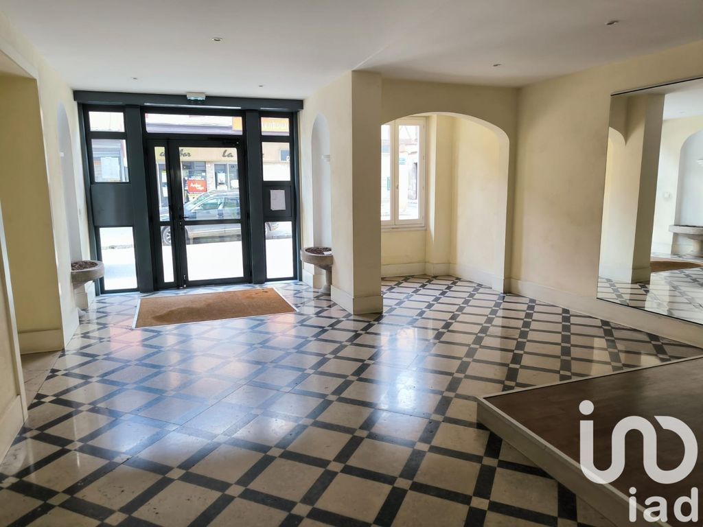 Achat appartement à vendre 4 pièces 81 m² - Chalon-sur-Saône