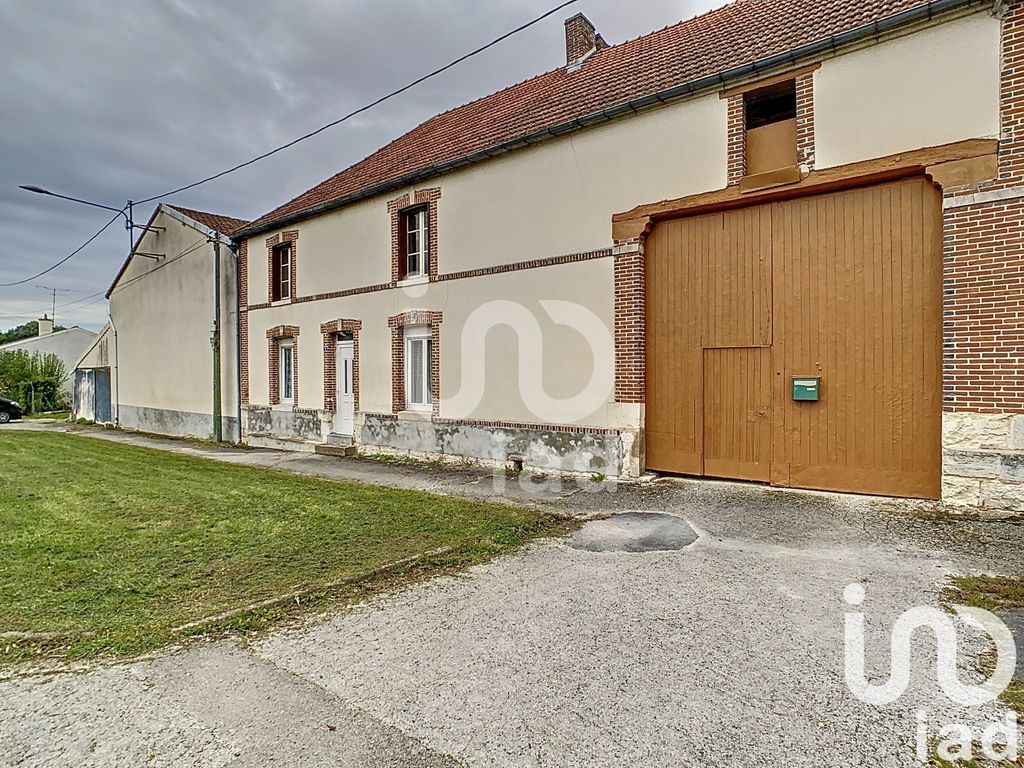 Achat maison à vendre 3 chambres 85 m² - Chaintrix-Bierges