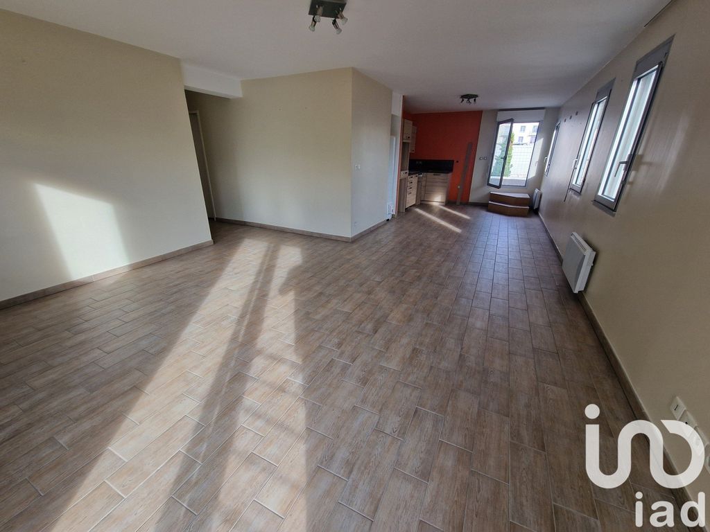 Achat triplex à vendre 5 pièces 133 m² - Montargis