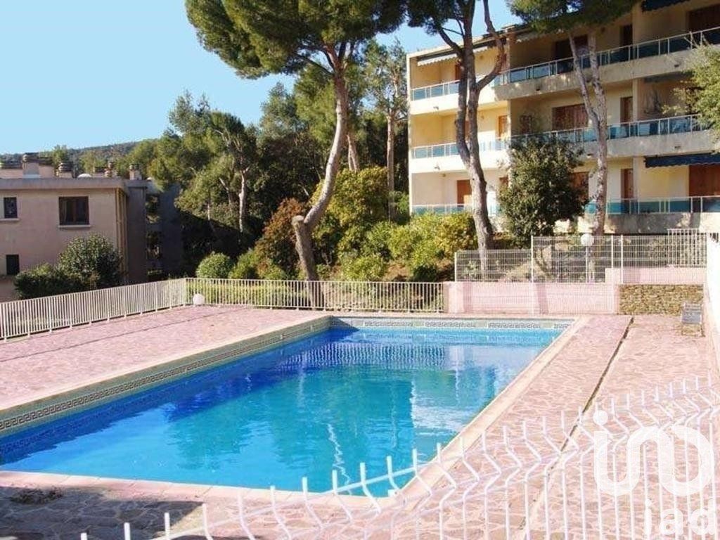 Achat appartement à vendre 2 pièces 44 m² - Bormes-les-Mimosas