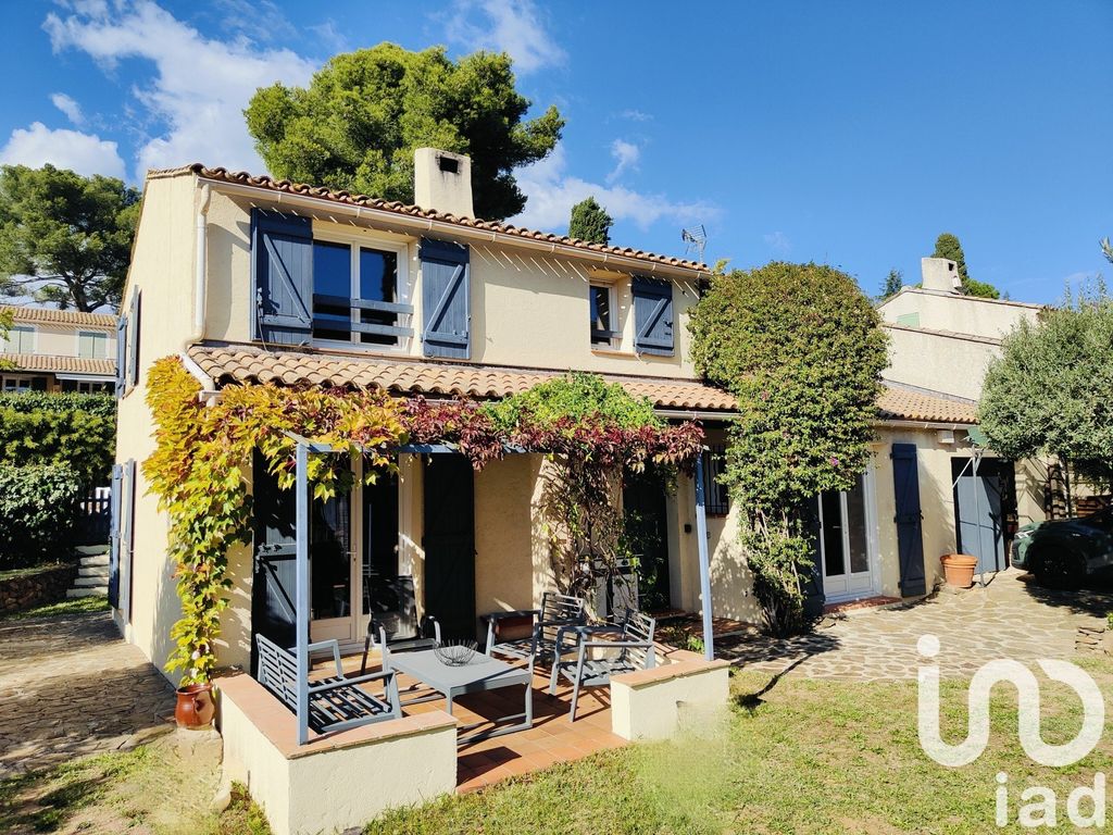 Achat maison à vendre 3 chambres 120 m² - La Garde