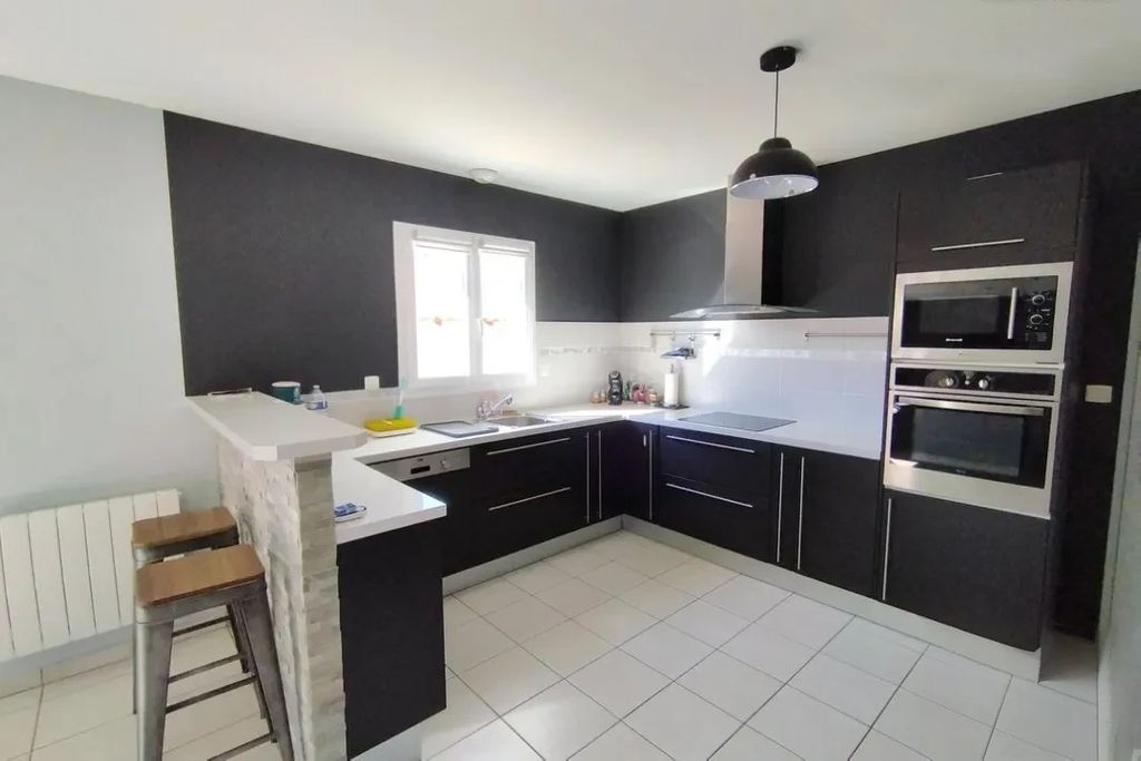 Achat maison à vendre 5 chambres 165 m² - Saint-Alban