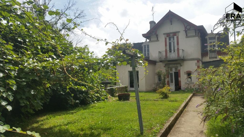 Achat maison à vendre 6 chambres 296 m² - Quimperlé