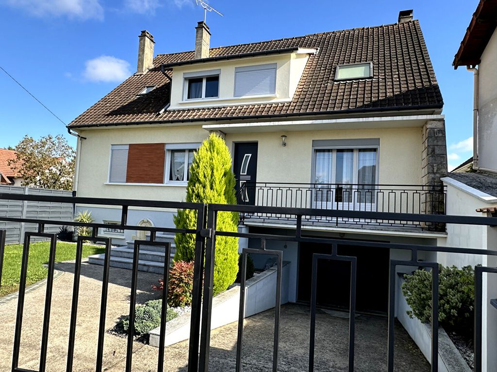 Achat maison à vendre 5 chambres 171 m² - Varennes-sur-Seine