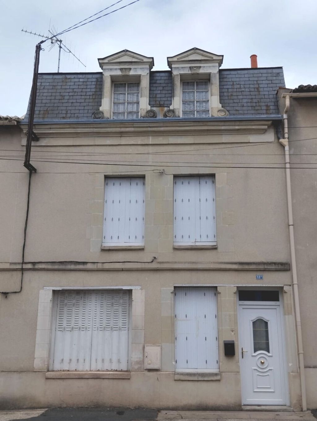 Achat maison à vendre 5 chambres 180 m² - Loudun