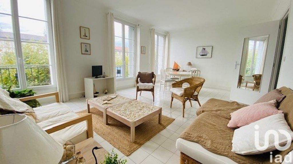 Achat appartement à vendre 3 pièces 84 m² - Royan