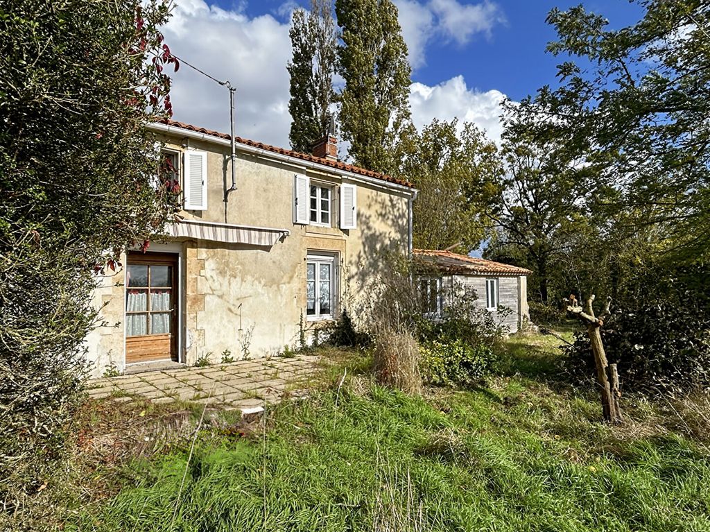 Achat maison à vendre 5 chambres 150 m² - La Taillée