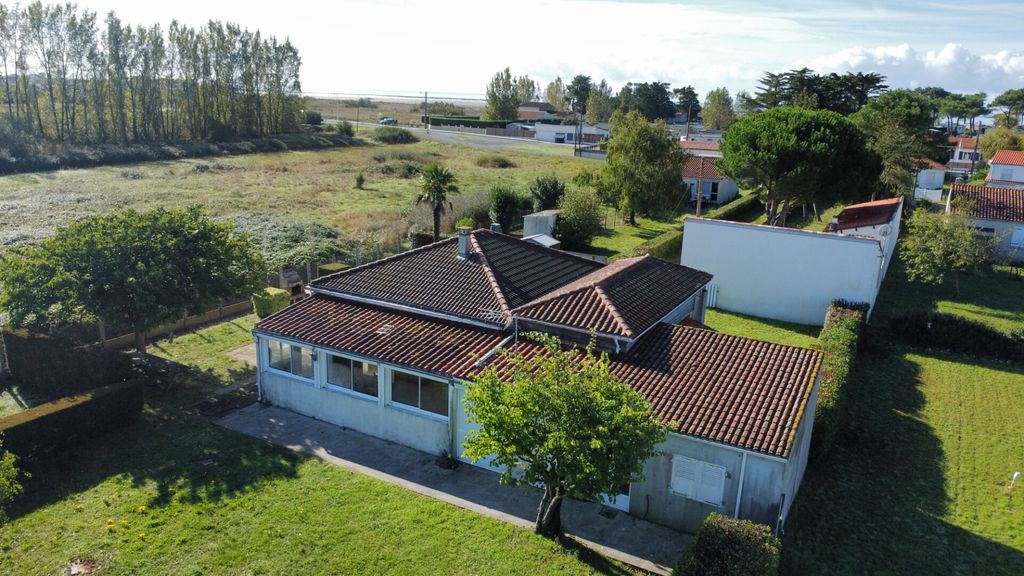 Achat maison à vendre 4 chambres 115 m² - La Faute-sur-Mer