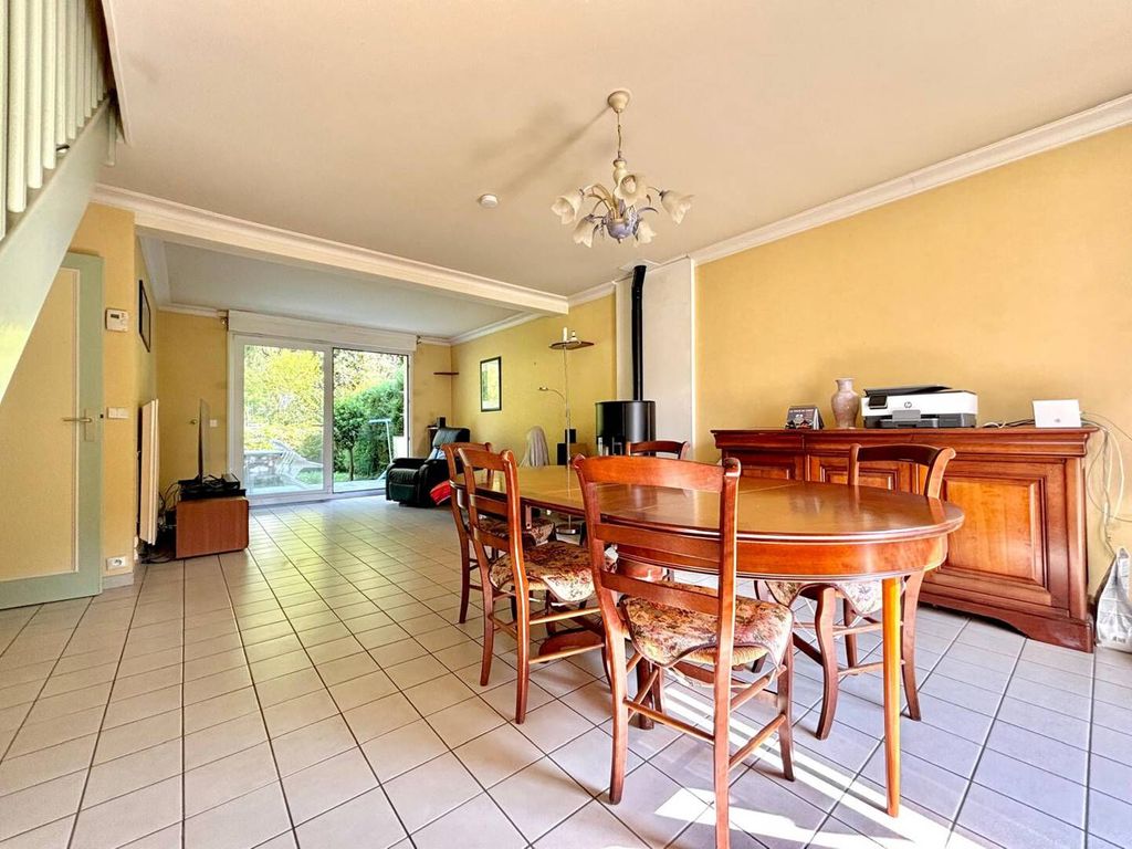 Achat maison à vendre 3 chambres 105 m² - Pontault-Combault