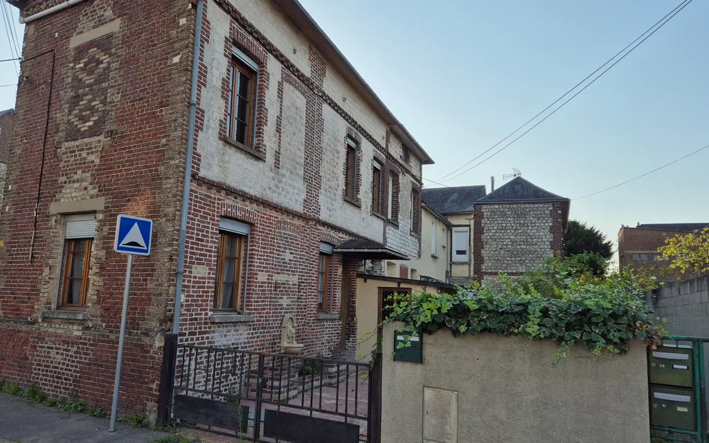 Achat maison à vendre 3 chambres 90 m² - Saint-Aubin-lès-Elbeuf