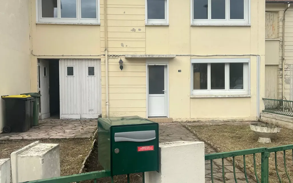 Achat maison à vendre 4 chambres 89 m² - Tergnier