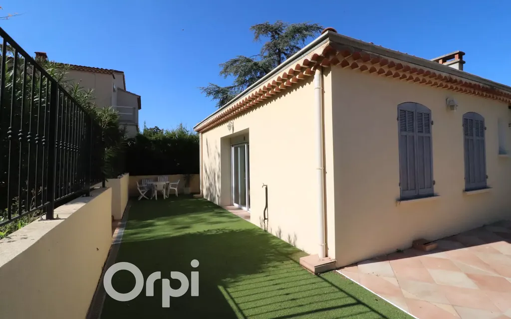 Achat maison à vendre 3 chambres 87 m² - Aubagne