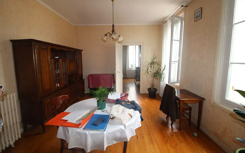 Achat maison à vendre 1 chambre 65 m² - Rochefort