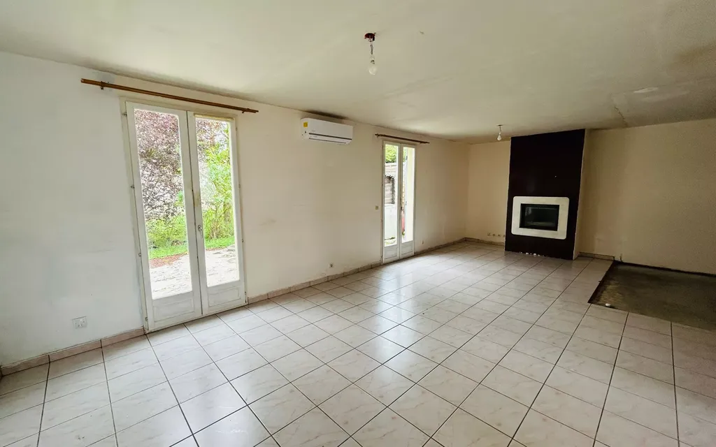 Achat maison à vendre 3 chambres 87 m² - Saint-Siméon