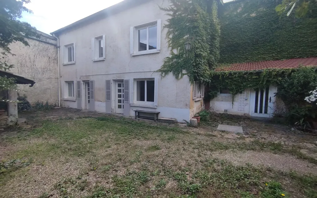 Achat maison à vendre 2 chambres 92 m² - Poleymieux-au-Mont-d'Or