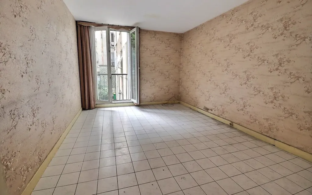 Achat appartement à vendre 3 pièces 61 m² - Paris 18ème arrondissement